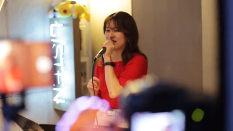  - 竹内美宥在直播中翻唱苹果女王椎名林檎超高难度的歌曲《丸之内虐待狂》!