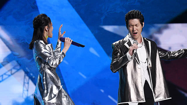 天赐的声音【纯享版】张韶涵,王晰《黎明前的黑暗》