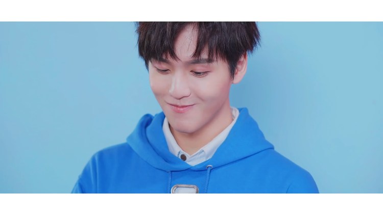 许凯皓 《嘟嘟嘟》小清新让你耳目一新~又帅唱歌又好听的人不多了-高