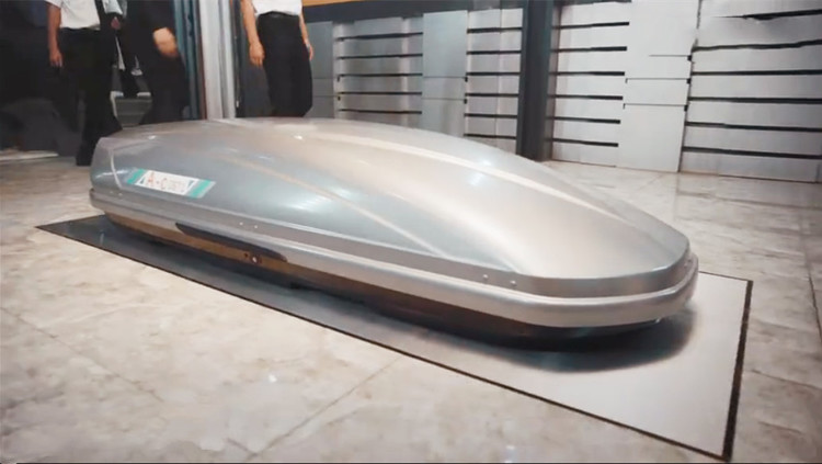  - 未来世界人体快递盛行，横跨中国只需10分钟，费用却要2万8！