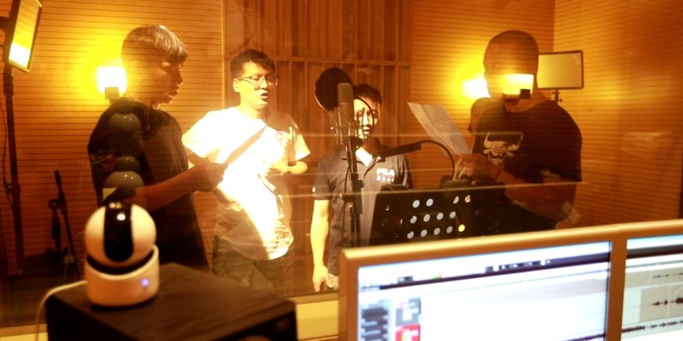 - 唐山最好的录音棚在哪?地产大佬录制企业歌曲只选沃石唱片!