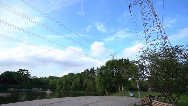  - 啊！美丽的人