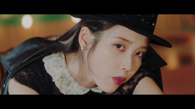 iu 正規五輯雙主打曲《coin》mv