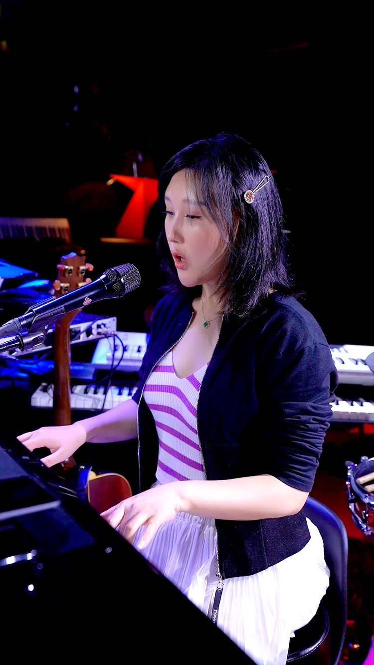 蒋雪儿古风新歌《落了白》饭制版mv