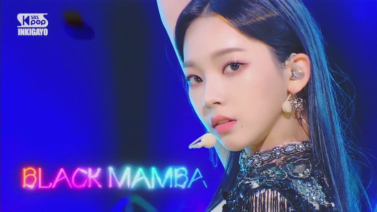 韩国性感女团switch《fiestaloca》满屏大长腿!