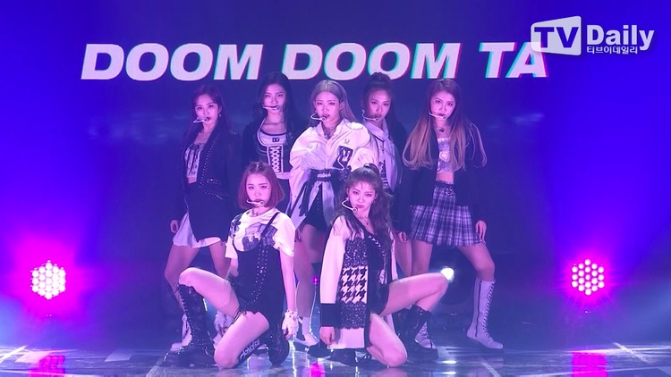 - 【TRI.BE】DOOM DOOM TA 舞台首秀