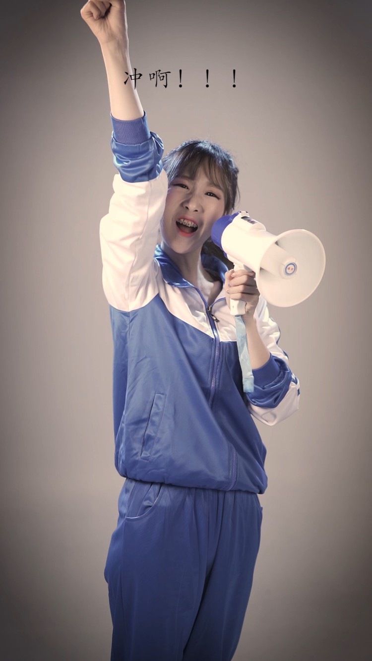 心》 上传者:一笑随峰 6620 2020-08-05 纯人声无伴奏《追梦赤子心》