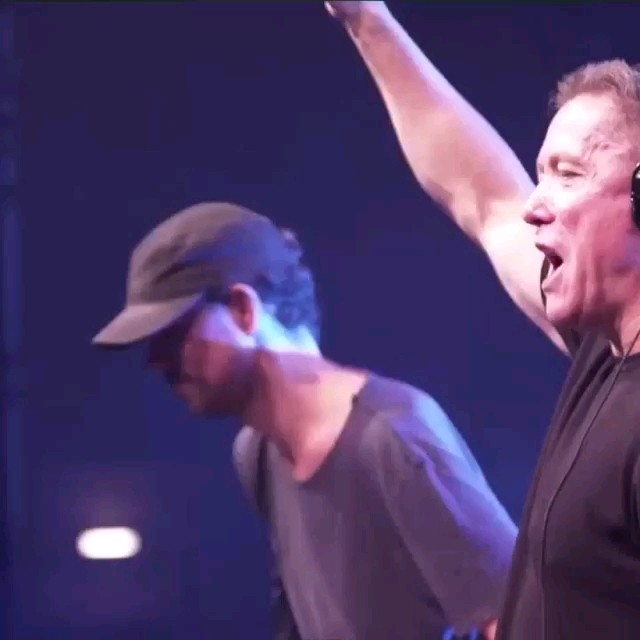  - Cosmic Gate的“ASOT Classics”混音合辑发布