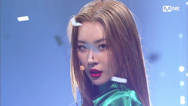 难道不是美人鱼下岸人鱼共舞超美的宣美siren