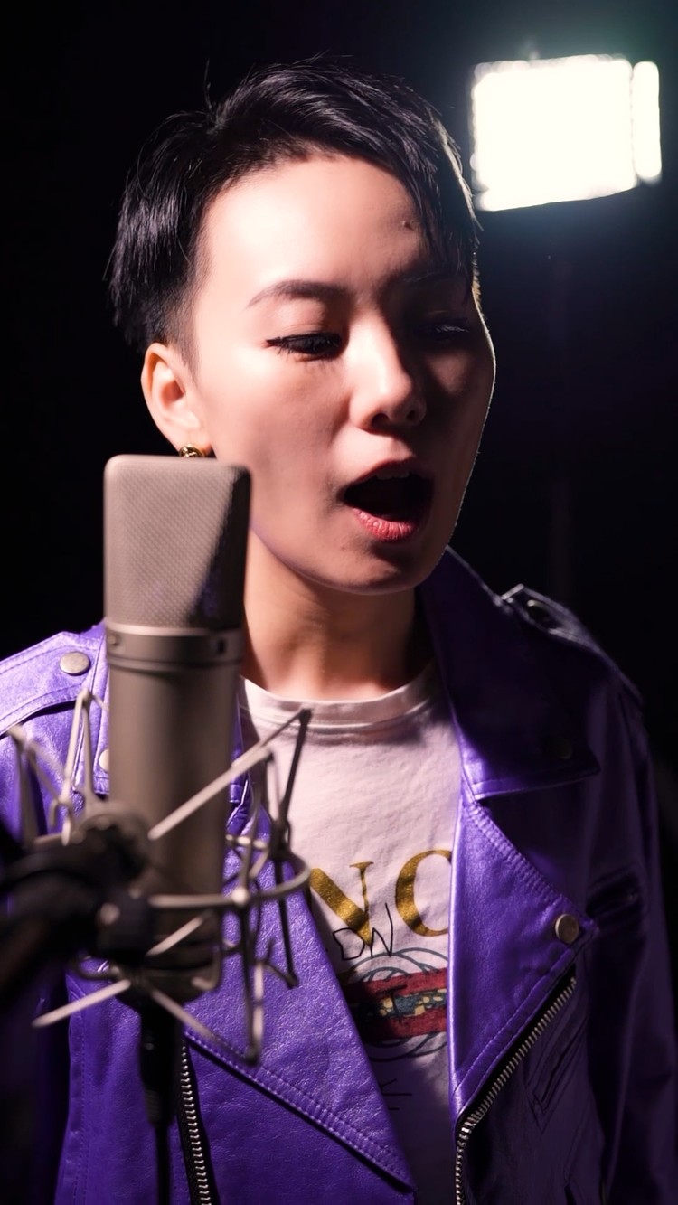 英崽《不值得》