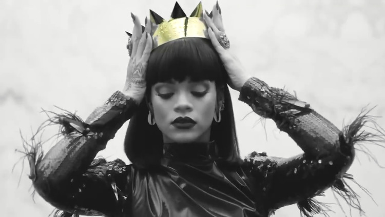 rihanna# 庆祝上一张专辑《anti》发行5周年曝光全新庆功短片