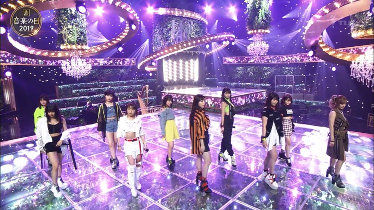  - モーニング娘。'19《人生Blues》音乐之日现场，异域曲风异样带感