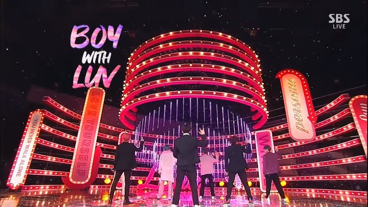 防弹少年团 boy with luv 混剪版
