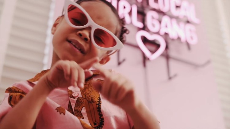 zaza联手蕾姐that girl lay lay带来说唱歌曲《thats a nono》