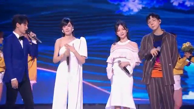 胡夏,汪小敏,汪苏泷,郁可唯合唱《最浪漫的事》,俊男美女齐亮相!
