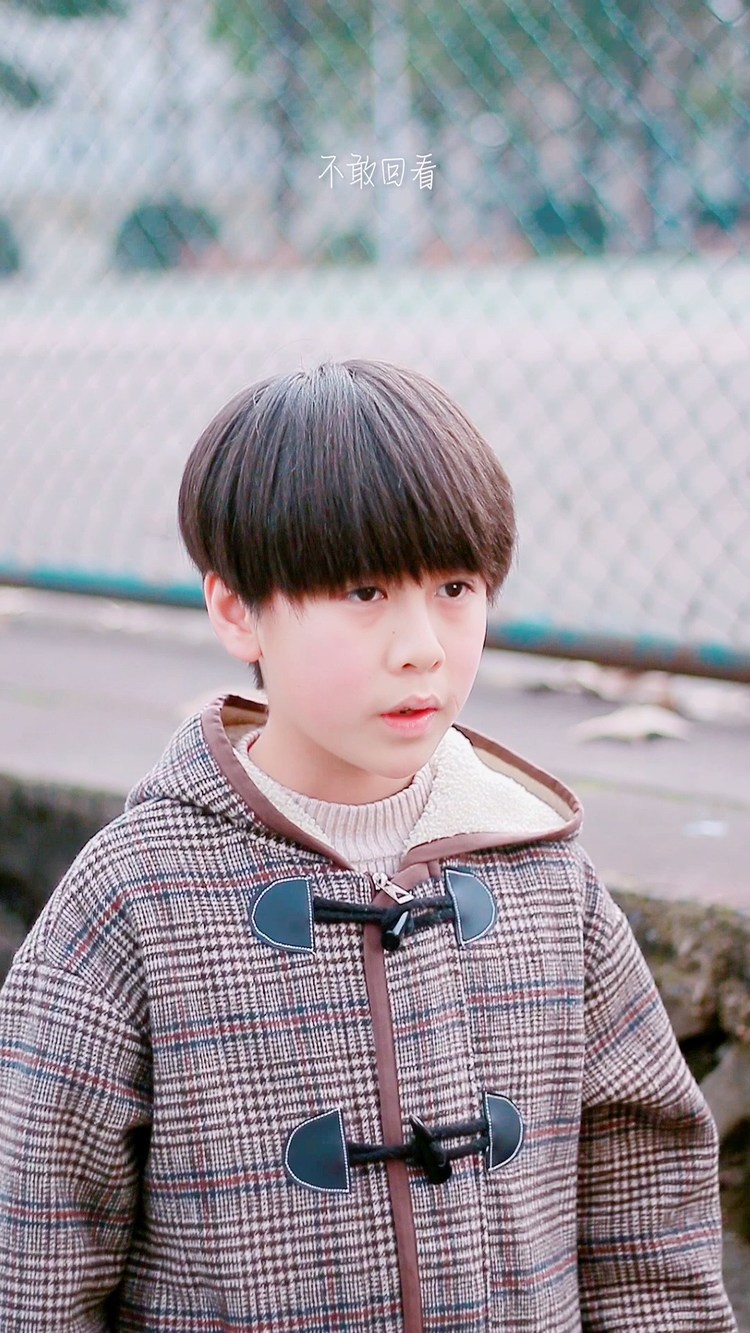 - 释然 慵懒 尽欢 时间风干后你与我再无关