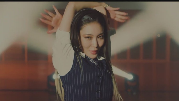 【金请夏chung ha】dream of you (with r3hab) performance vide