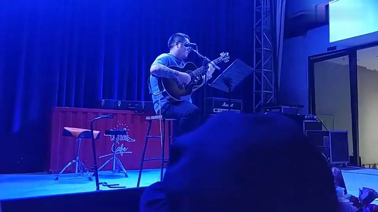  - 留声玩具《送别》张小姐，此去一别，何时再会。