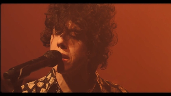 - LP 分享了单曲《Girls Go Wild》官方现场表演视频!