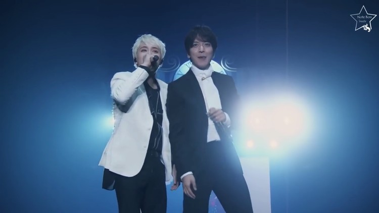 超强回忆杀:郑容和李弘基日本演唱会合体演唱《原来是美男》ost