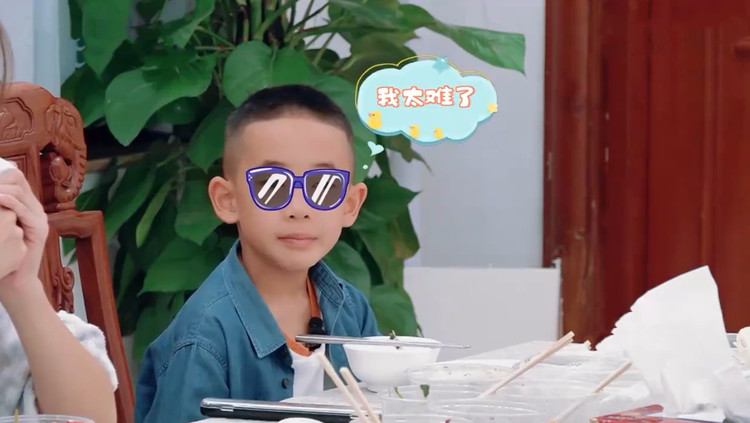  - 明星家餐桌规矩有多严？Jasper吃米饭撒饭粒，一脸委屈看着应采儿