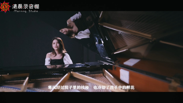  - 周兴博安静弹唱《心雨》，聆听爱情里的话