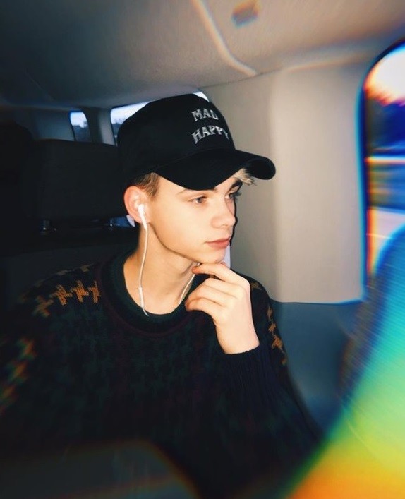 jack avaryzach herronjonah marais嗯,这样就可以解锁"大神助阵"了