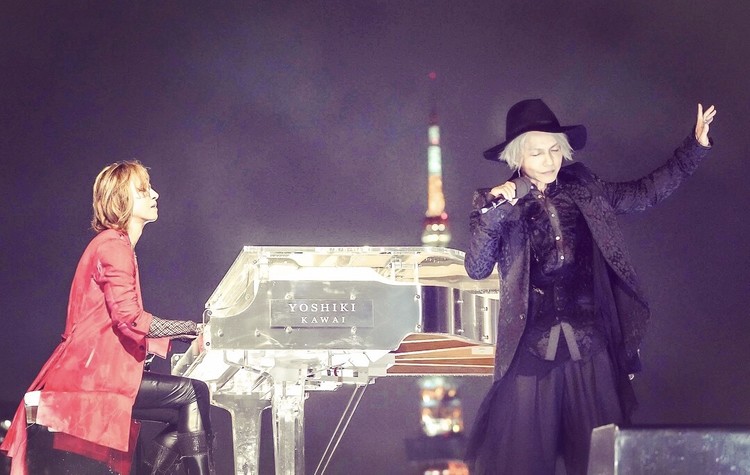 yoshikixhyde史无前例的超级合作redswan