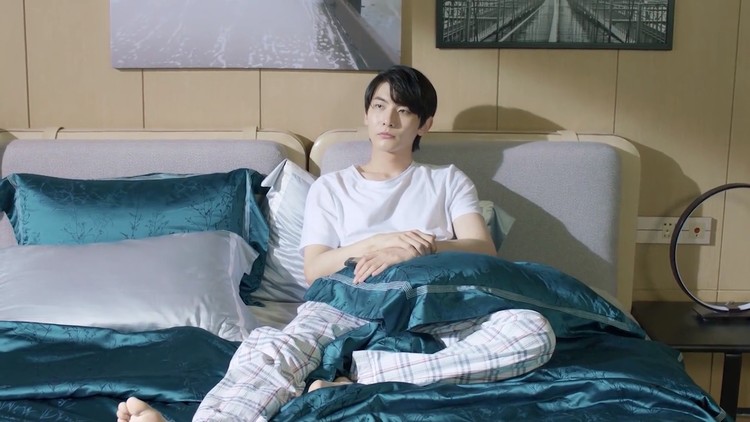 为了你我愿变成一条小狗