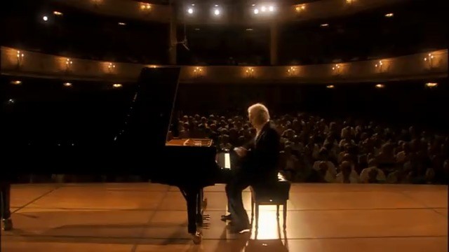 巴伦博伊姆演奏：贝多芬第十四号钢琴奏鸣曲 Op.27 No.2「月光」