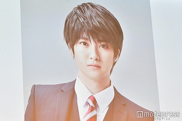 《はるやま》的新cm中,乃木坂46的小姐姐:白石麻衣,西野七濑,生田绘