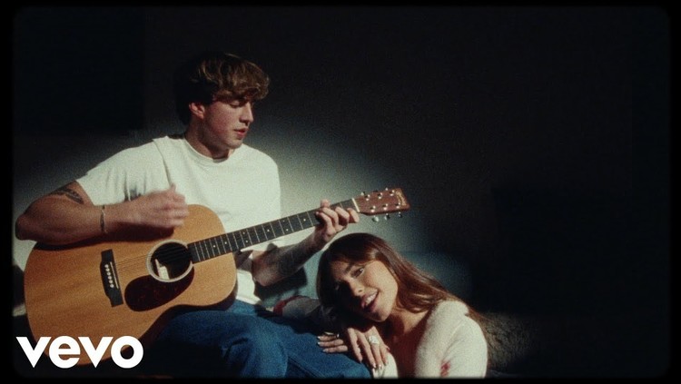  - Surf Mesa新单“Carried Away”