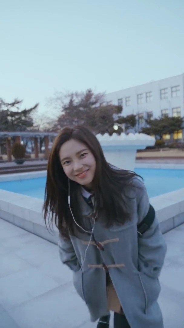 - OVAN & VINXEN《Snowflake》MV,这女友视角看得荡起了双脚~