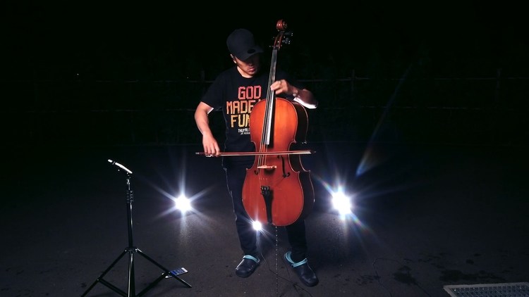  - Dana Leong | 格莱美音乐家用充电宝拍摄一支音乐视频？！