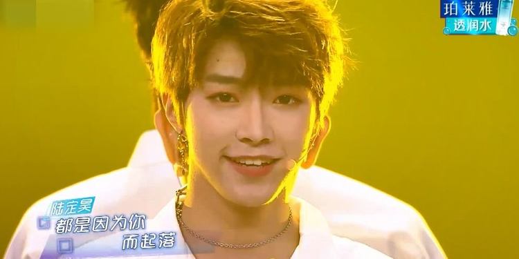  - 香蕉娱乐TANGRAM<rock the show>舞台！整齐的舞蹈，台风超稳~