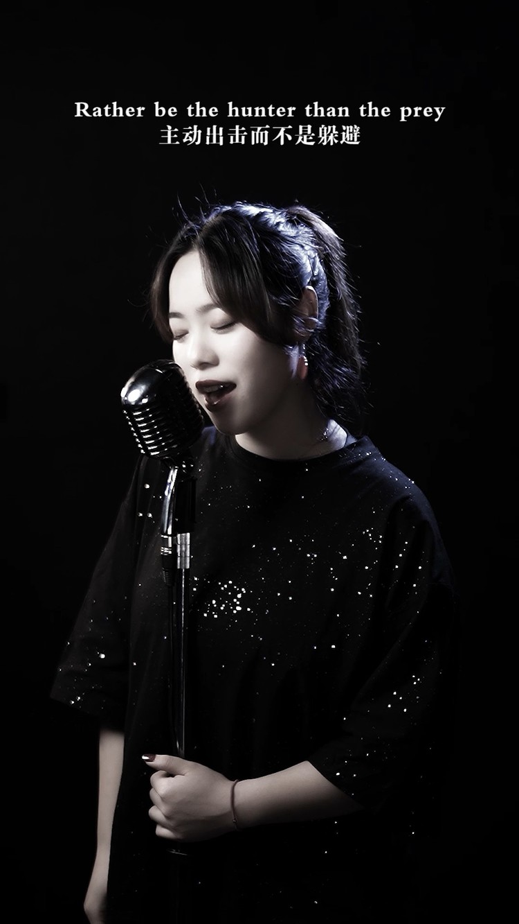 - 《natural 》一首很有爆发力的歌曲。希望大家都能坚持梦想,不忘初心。