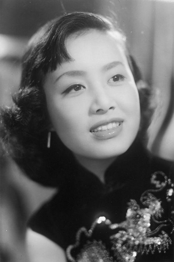 美空云雀:昭和歌谣女王,独身一生歌是我命