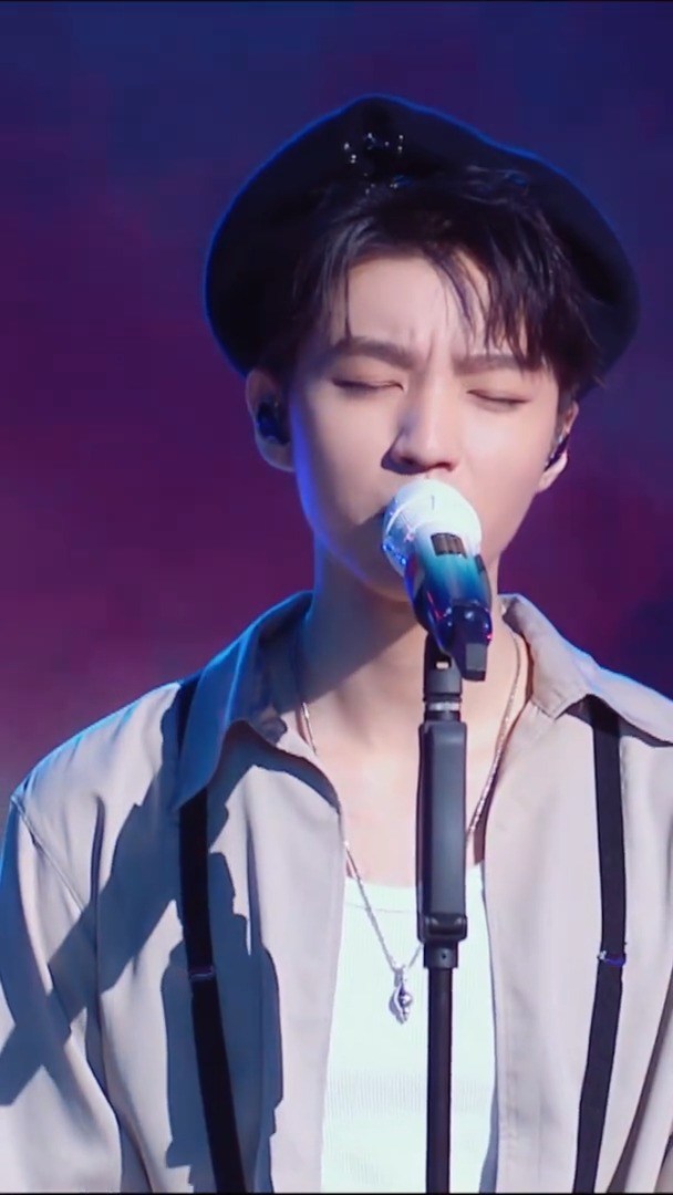 【王俊凯】王俊凯想见你怼脸千万级直拍