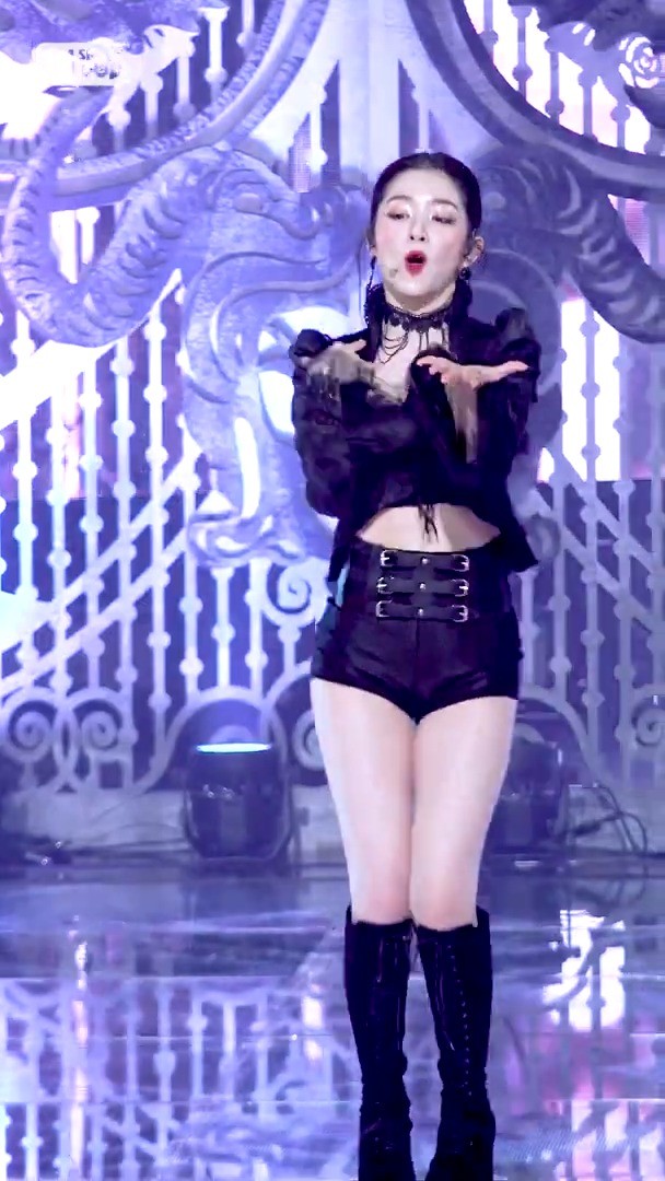 irene《俄罗斯轮盘(russian roulette)》直拍,惊艳的紫色头发裴珠泫!