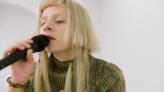 aurora 最新单曲《the seed》 官方现场表演视频释出啦!