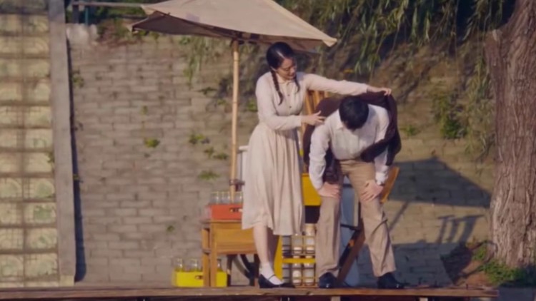  - 一招技巧？！就能学会你好李焕英电影主题曲《依兰爱情故事》！