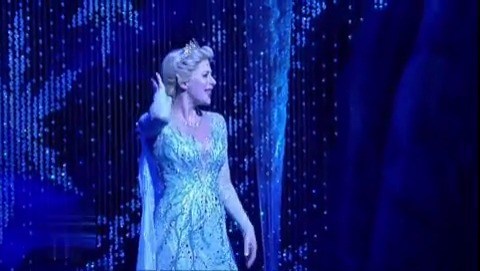  - 冰雪奇缘音乐剧版超震撼表演《Let It Go》简直太美了