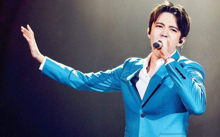 图说他们是男歌手却能唱出柔美女声