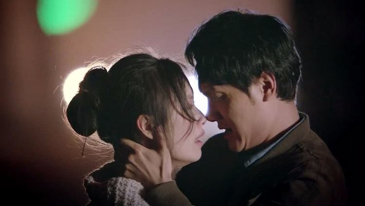 冯绍峰,倪妮演绎最疼电影配上张赫宣《我们不该这样的》,一万句我爱你