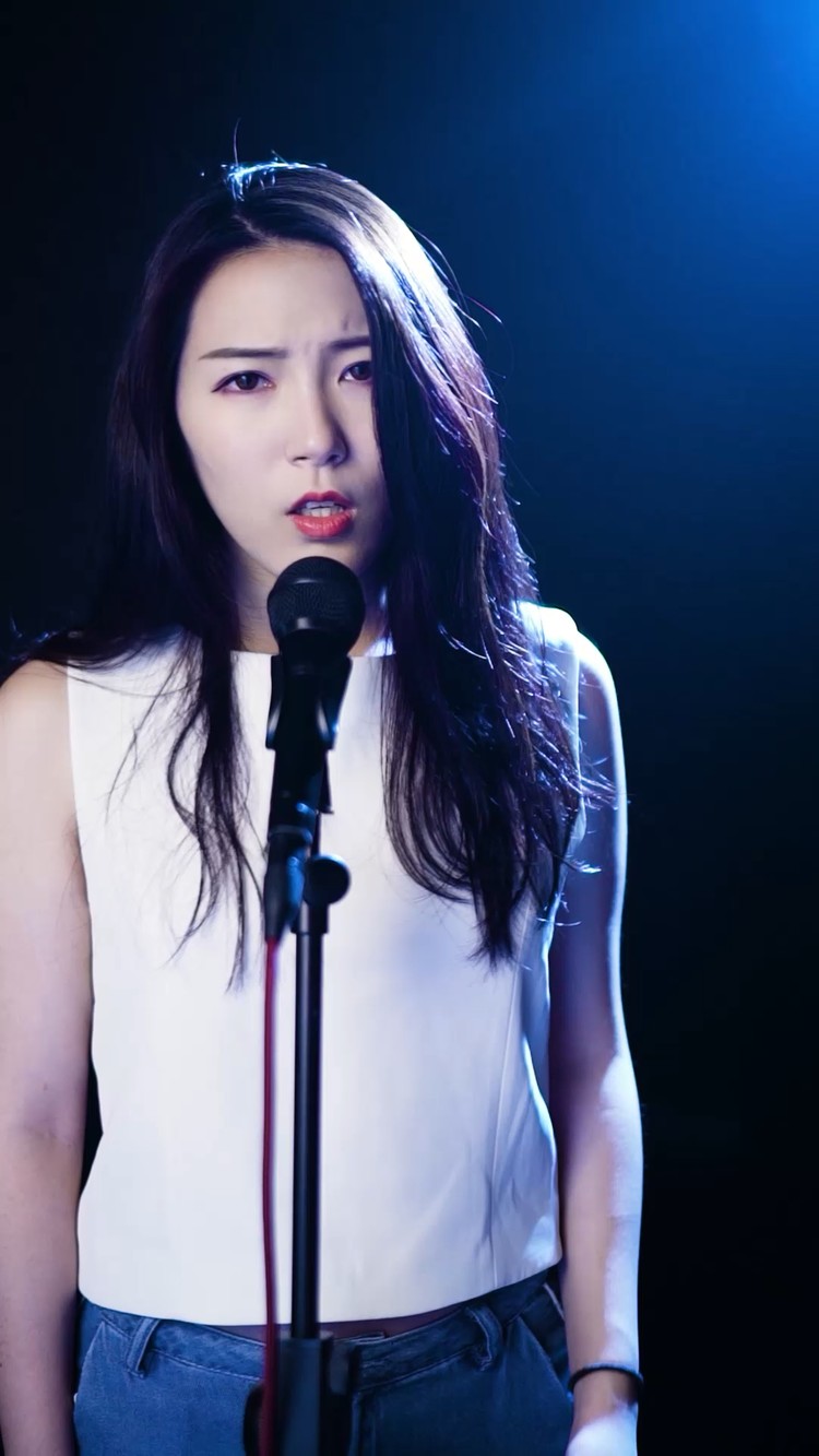 《月牙湾》女版翻唱-高清mv在线看-qq音乐-千万正版音乐海量无损曲库
