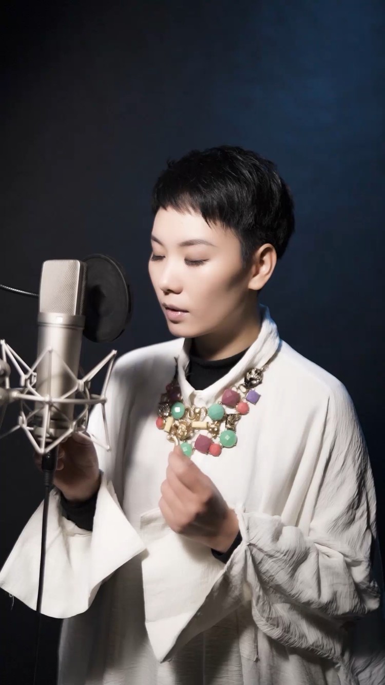  - 《天亮以前说再见》昙花若只一现，更要开的耀眼！