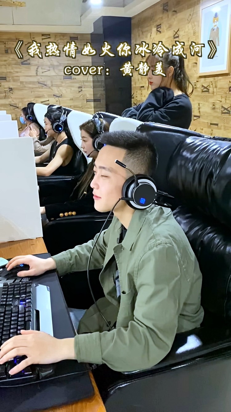 有些爱放不下小熊浩浩