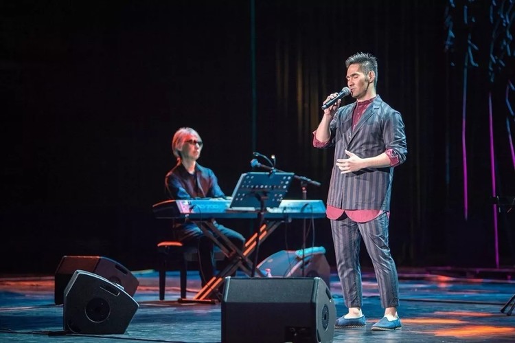 地表最温柔的中孝介 为什么能把 夏目友人帐 唱的让人向往 专栏文章 网易云音乐