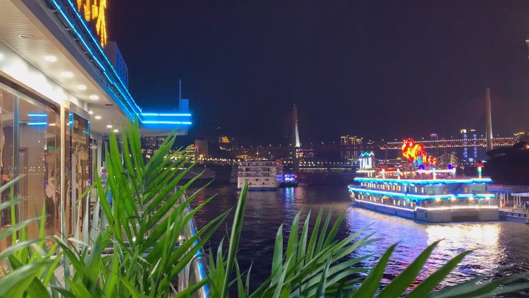 - 听闻远方有你