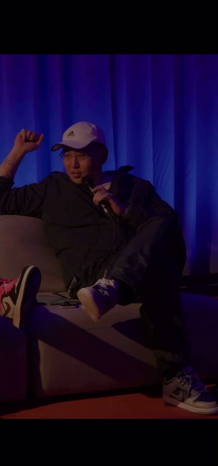 - 【ASH ISLAND】Lonely+One More Night现场舞台